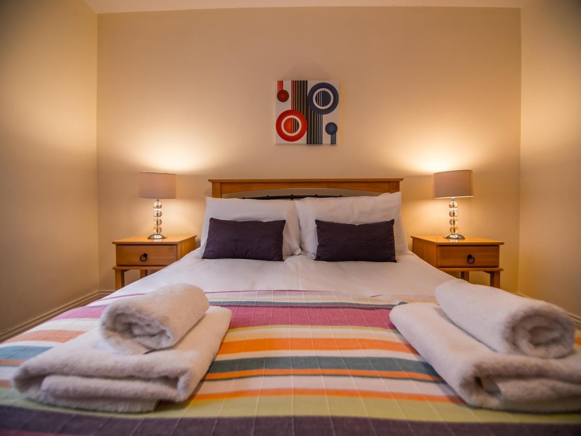 Donegan Court Aparthotel Galway Buitenkant foto