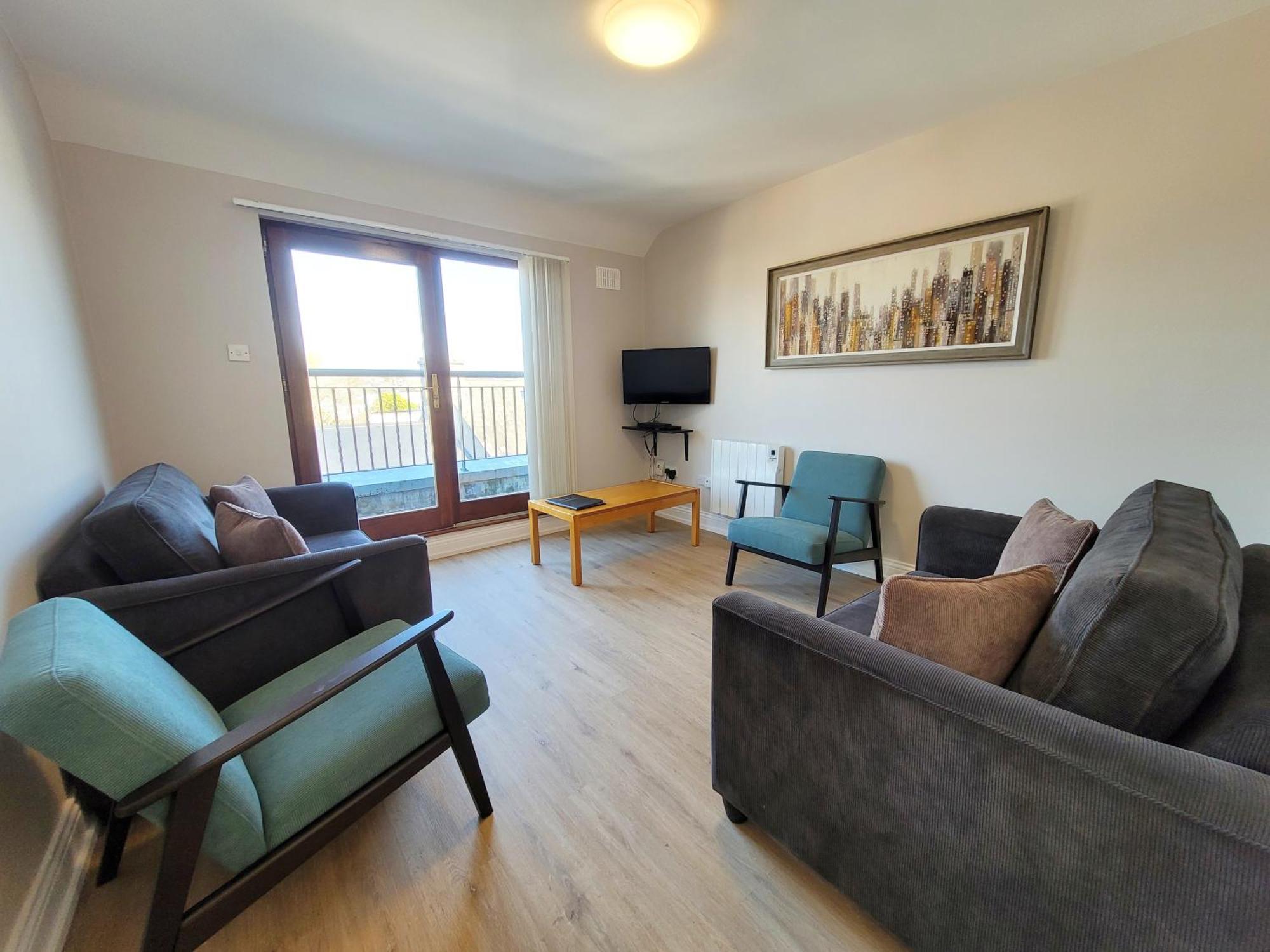 Donegan Court Aparthotel Galway Buitenkant foto