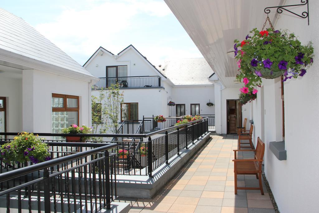 Donegan Court Aparthotel Galway Kamer foto