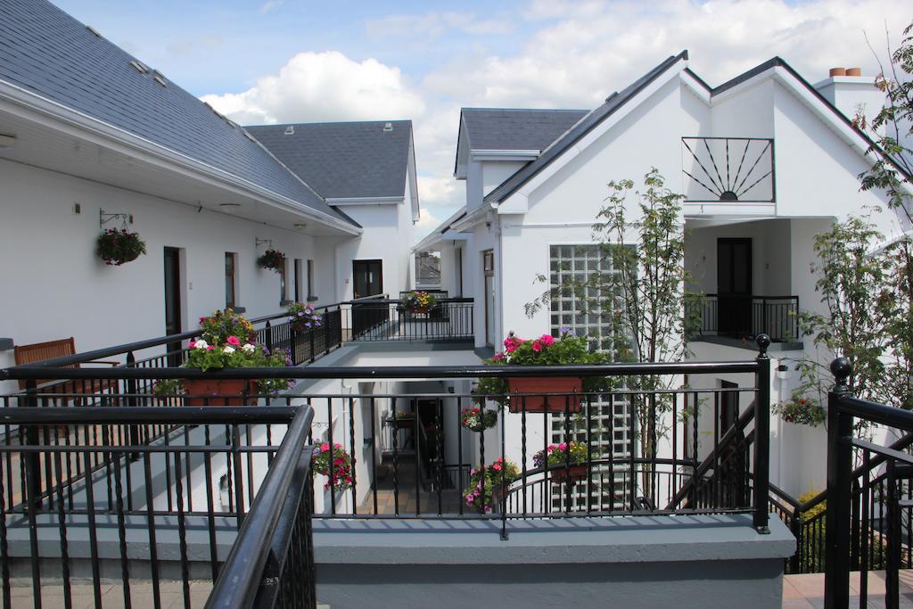 Donegan Court Aparthotel Galway Kamer foto