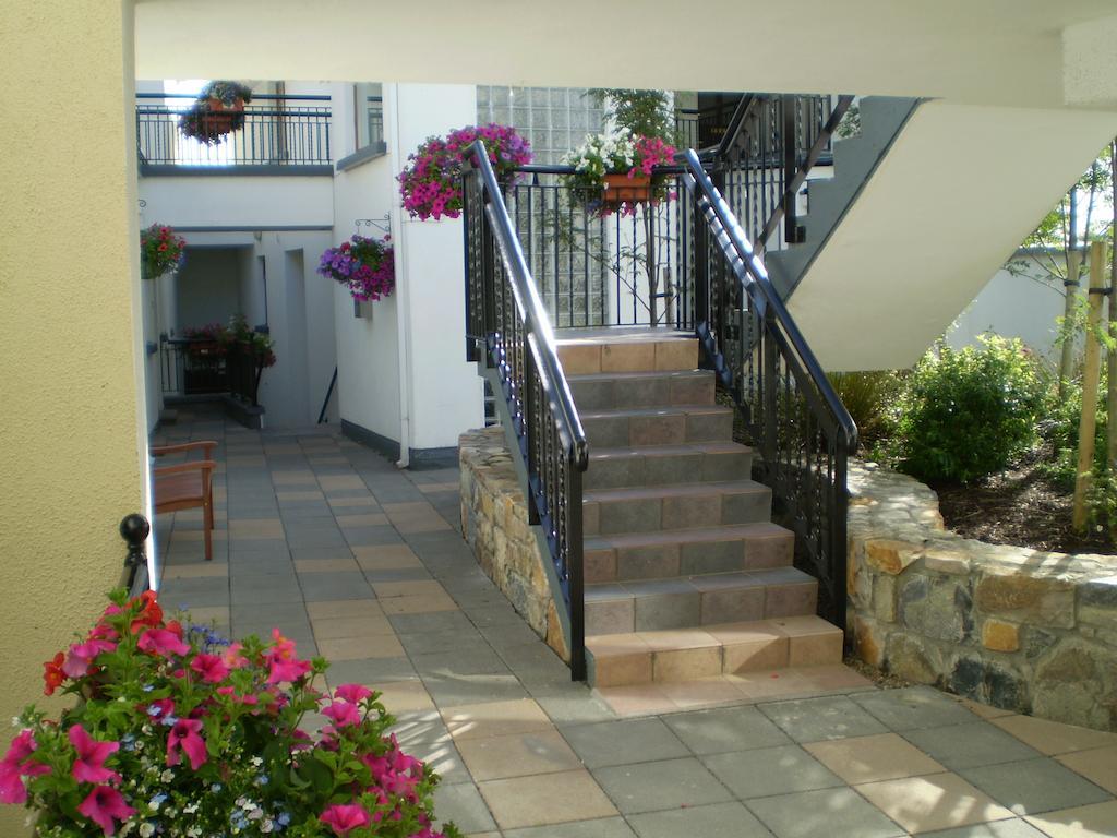 Donegan Court Aparthotel Galway Kamer foto