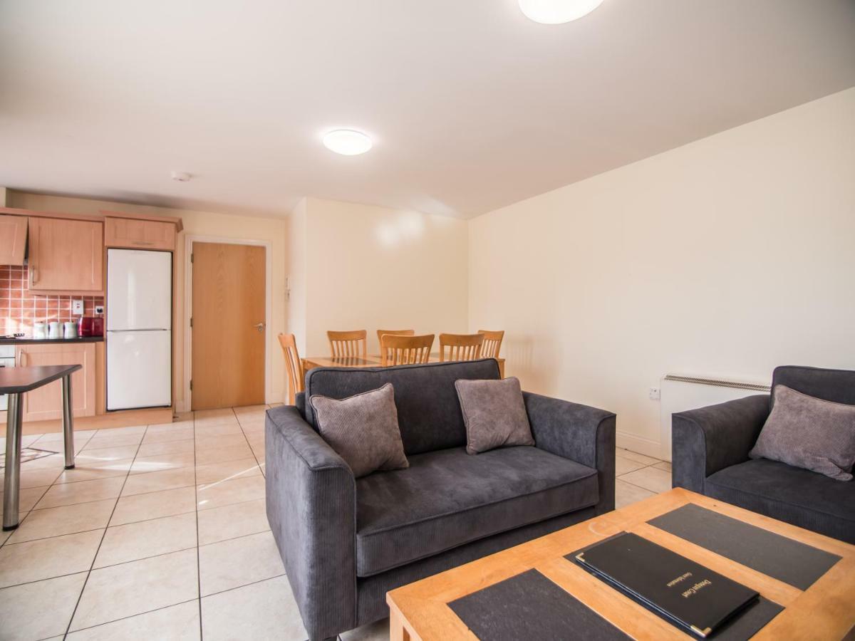 Donegan Court Aparthotel Galway Buitenkant foto