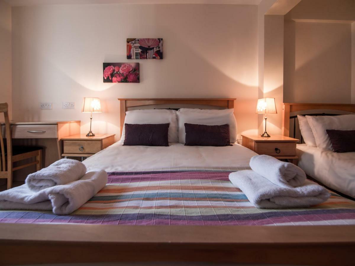 Donegan Court Aparthotel Galway Buitenkant foto