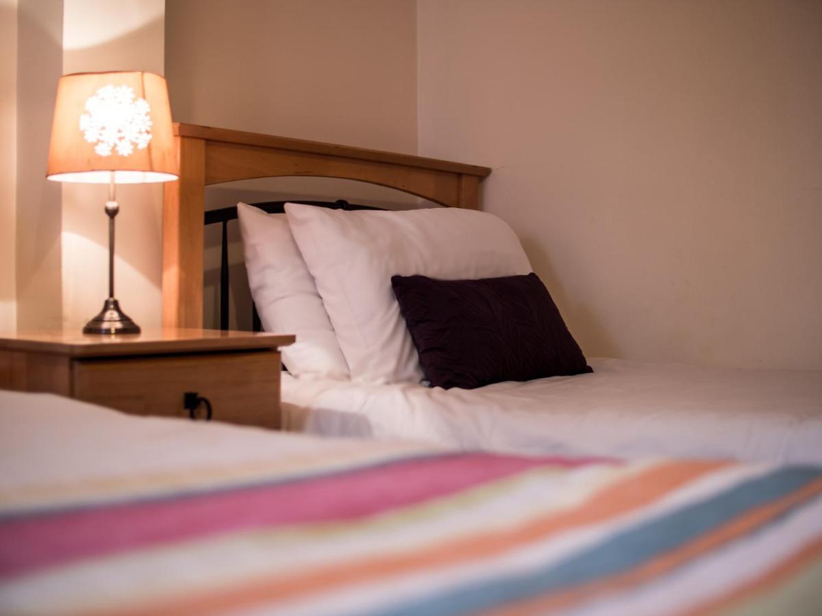 Donegan Court Aparthotel Galway Buitenkant foto