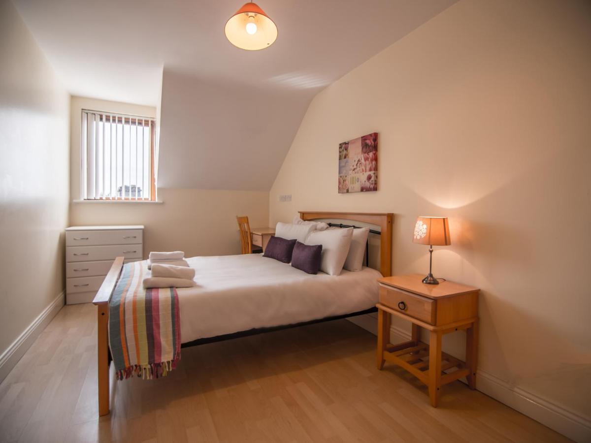 Donegan Court Aparthotel Galway Buitenkant foto