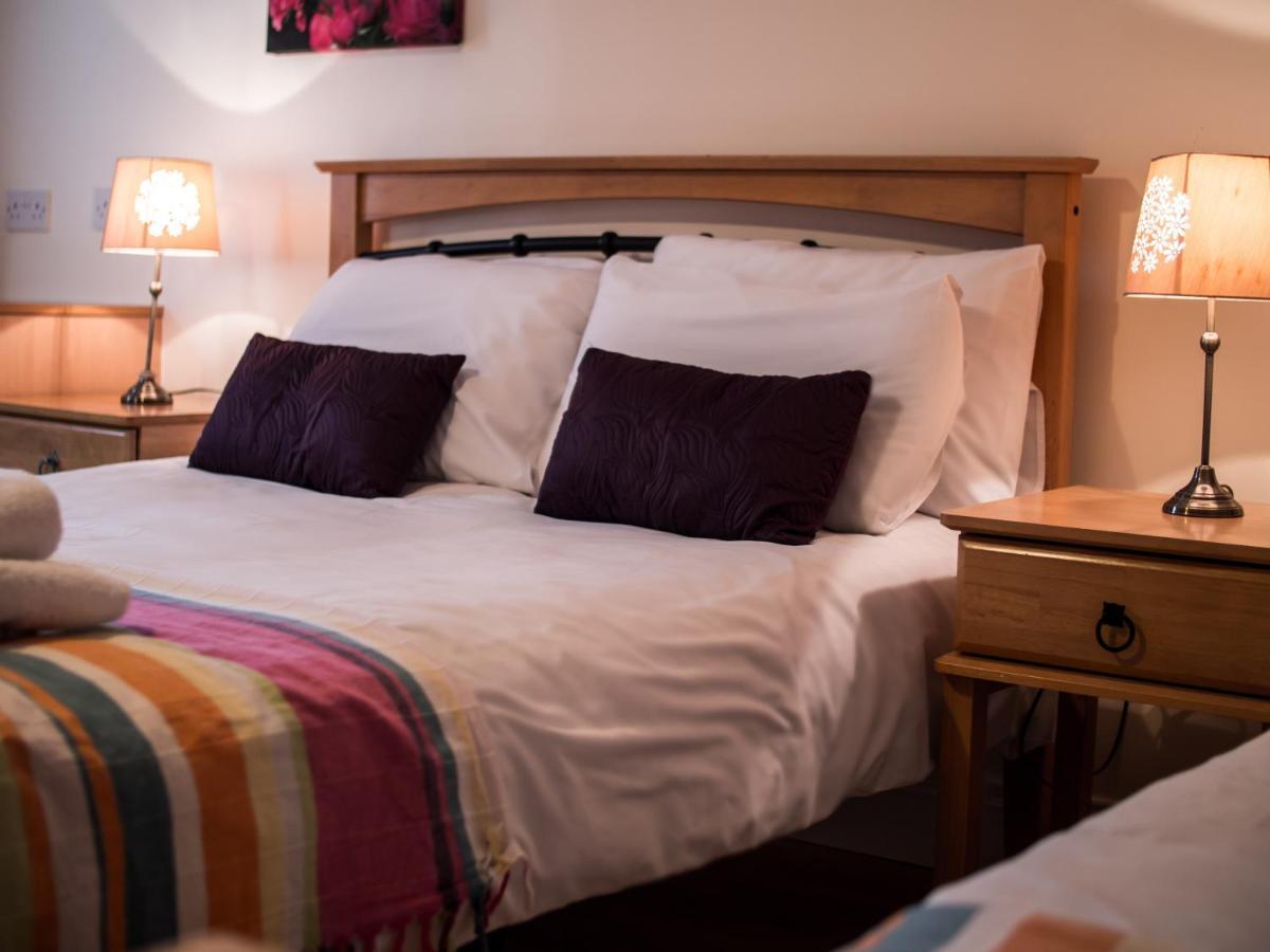 Donegan Court Aparthotel Galway Buitenkant foto